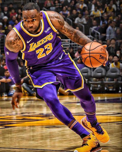 教滑雪也安排上了？还有什么是蔚来驾享小哥不会的吗！蔚来驾享服务用过的都说好！（滑雪教学都安排上了？蔚来驾享小哥无所不能，用过的人都点赞！）