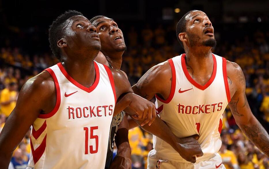 连续3场欧冠进球，17岁小将卡尔当选拜仁3-1葡体全场最佳（欧冠三连斩！17岁卡尔当选拜仁3-1葡体全场最佳）