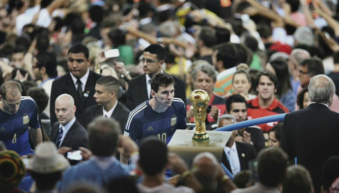 科莫利：已与DV9约定赛季结束再谈续约；冬窗目前还没特别计划（科莫利：与DV9约定赛季末再谈续约，冬窗暂无特别计划）