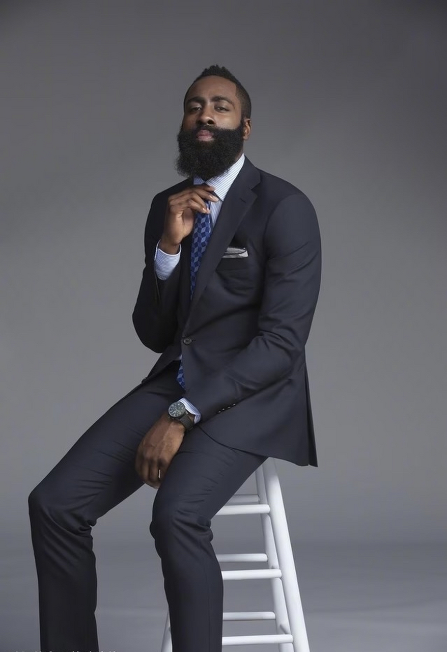 送出角球助攻，恰尔汗奥卢当选国米客胜维罗纳全场最佳球员（凭借角球助攻，恰尔汗奥卢荣膺国米客胜维罗纳全场最佳）