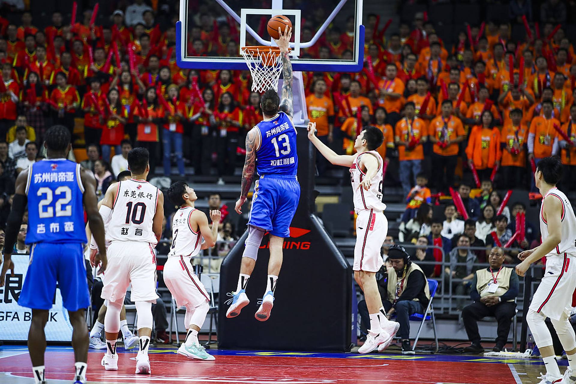 经纪人：蒂亚戈-席尔瓦不会离开弗鲁米嫩塞（经纪人称：蒂亚戈-席尔瓦将留在弗鲁米嫩塞）