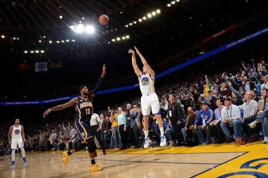 2026世界杯分组抽签结果出炉：强队云集的死亡之组来袭！（2026世界杯小组抽签揭晓：豪强扎堆，死亡之组来袭）