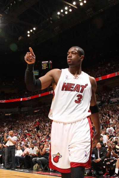 戈贝尔：我和麦丹的配合非常默契 他打得越来越自如了传球很厉害（戈贝尔赞与麦丹配合愈发默契：他越打越自如，传球出色）