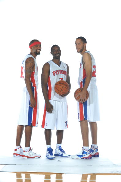 广东外援补强太有效了！奎因攻守一体，萨姆纳强解，萨林杰稳篮下（广东外援补强成效显著：奎因攻防俱佳，萨姆纳强突破局，萨林杰坐镇内线）